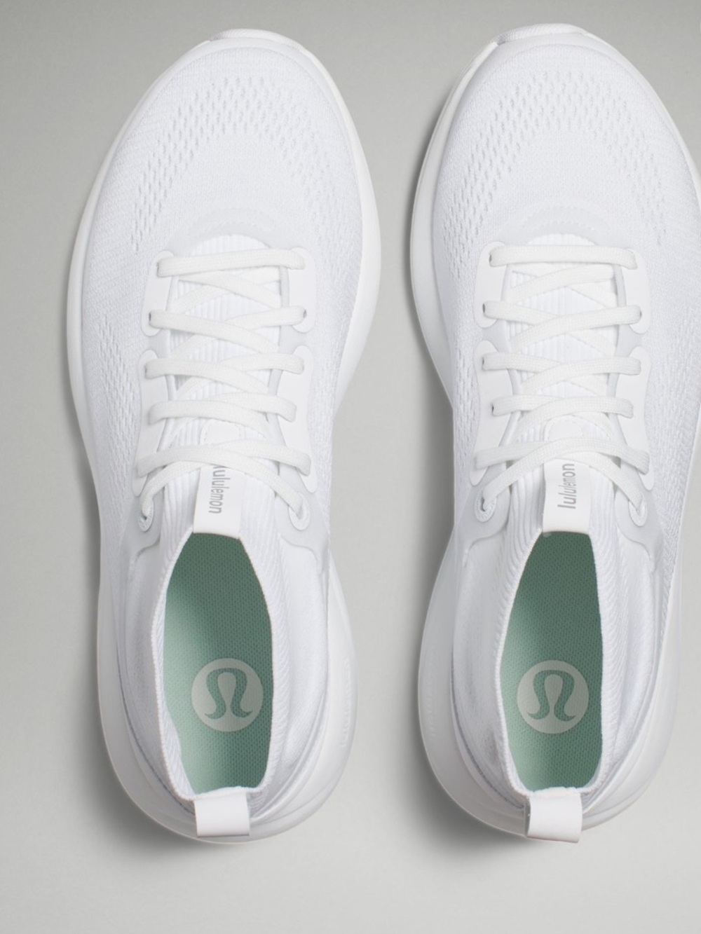 Lululemon Women's Chargefeel Mid Workout Shoe